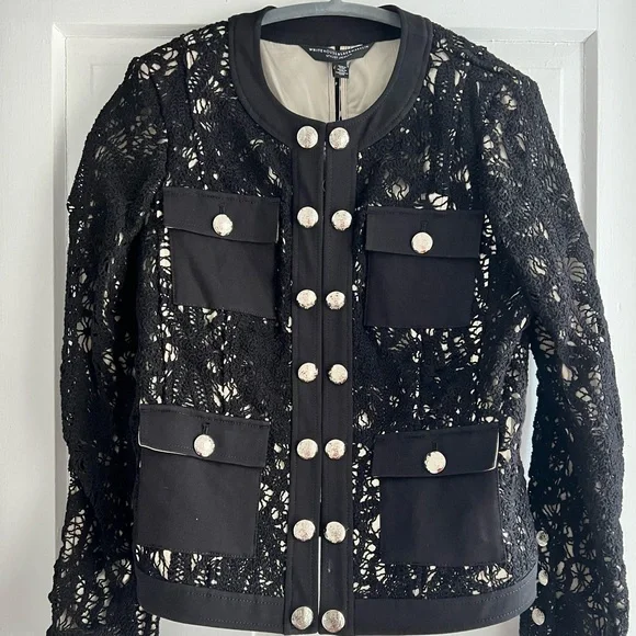 NWT White House Black Market Black Lace Stylist Blazer - Size 6 - Picture 2 of 7